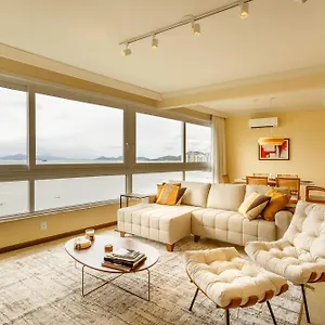  Apartamento Localizacao Privilegiada Na Beiramar Norte P1727